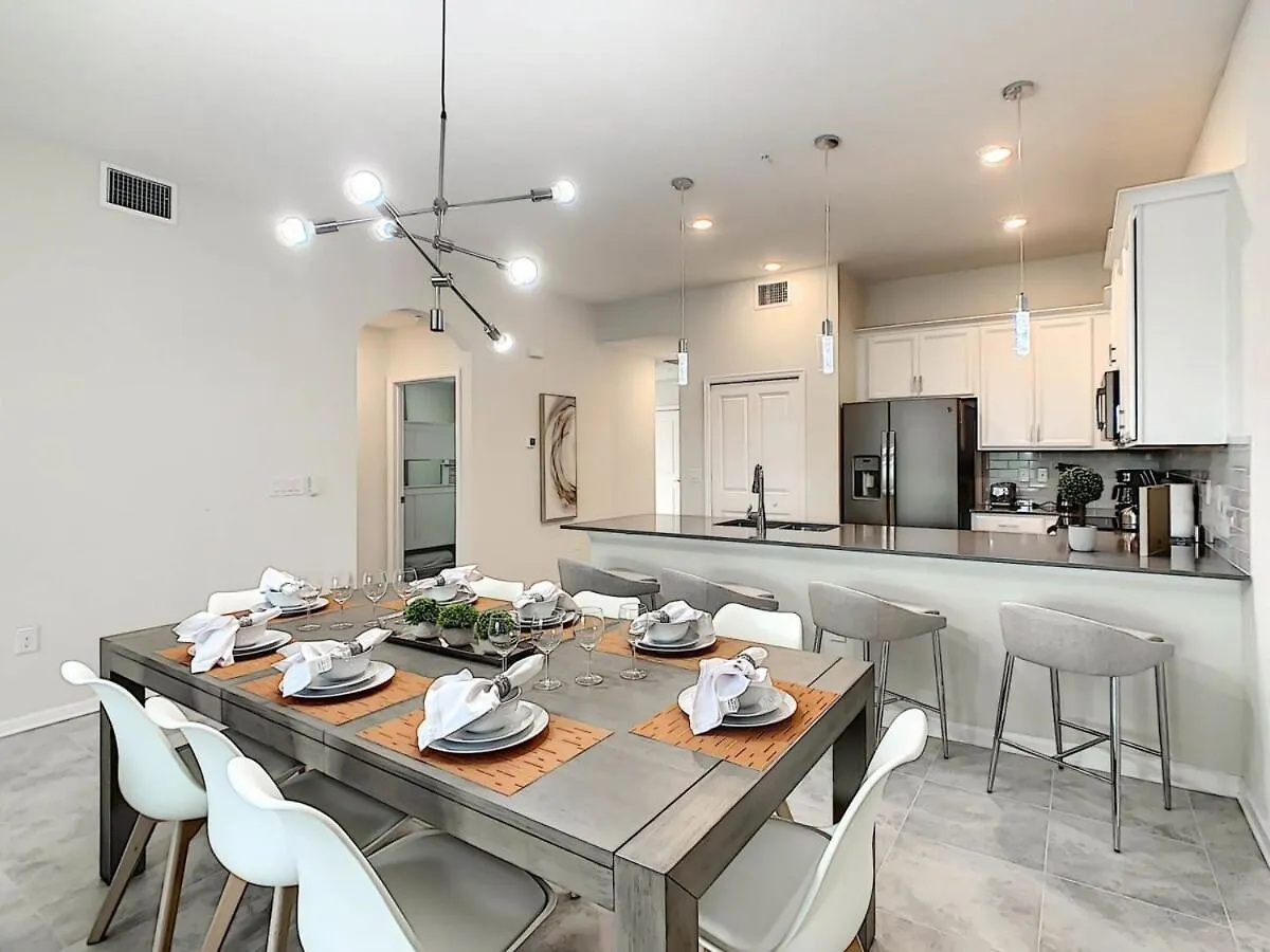 Beautiful 2br With Waterpark & Private Game 基西米