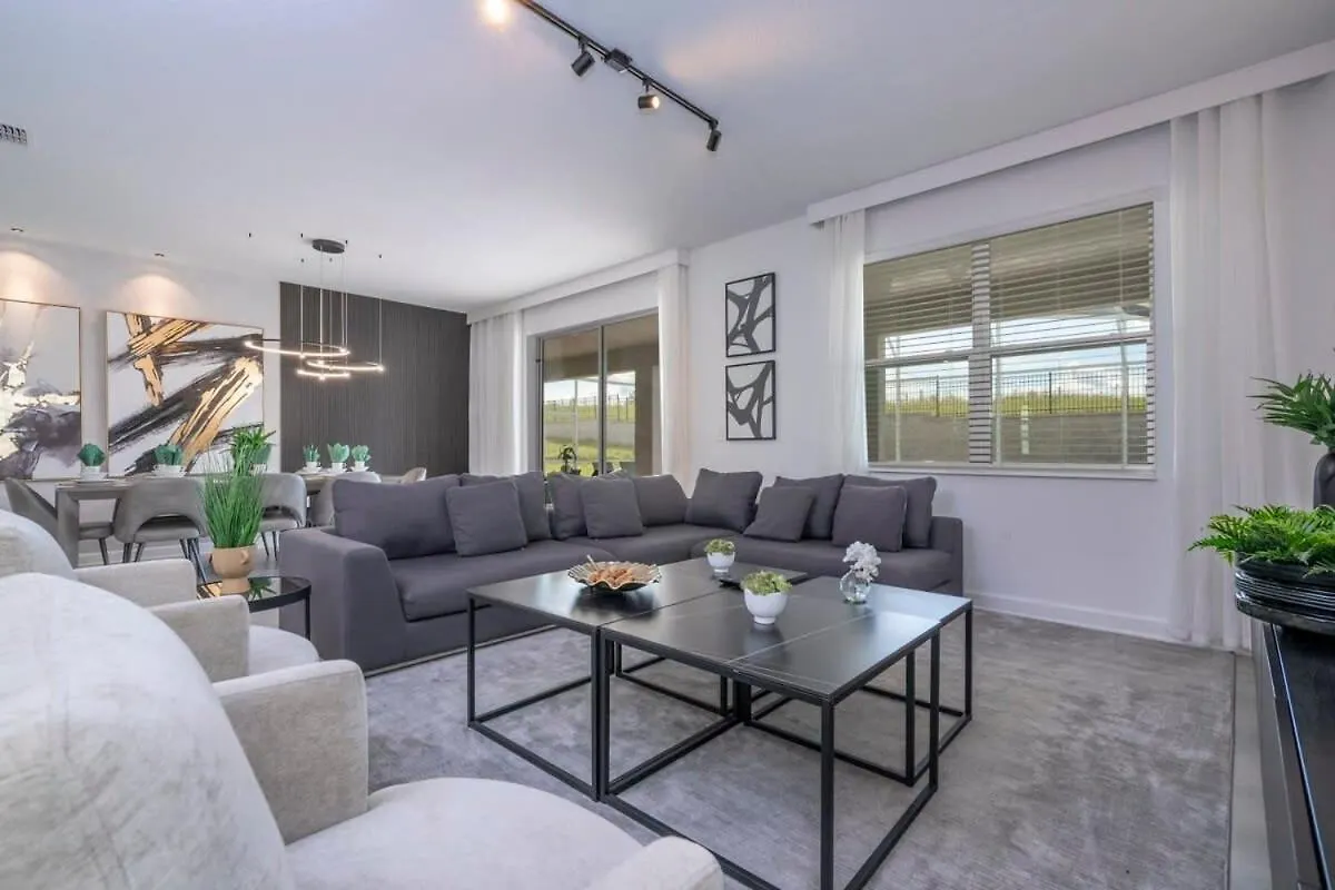 Gorgeous 9bd With Pool And Gameroom At Champions Gate 9088 Holiday home Kissimmee