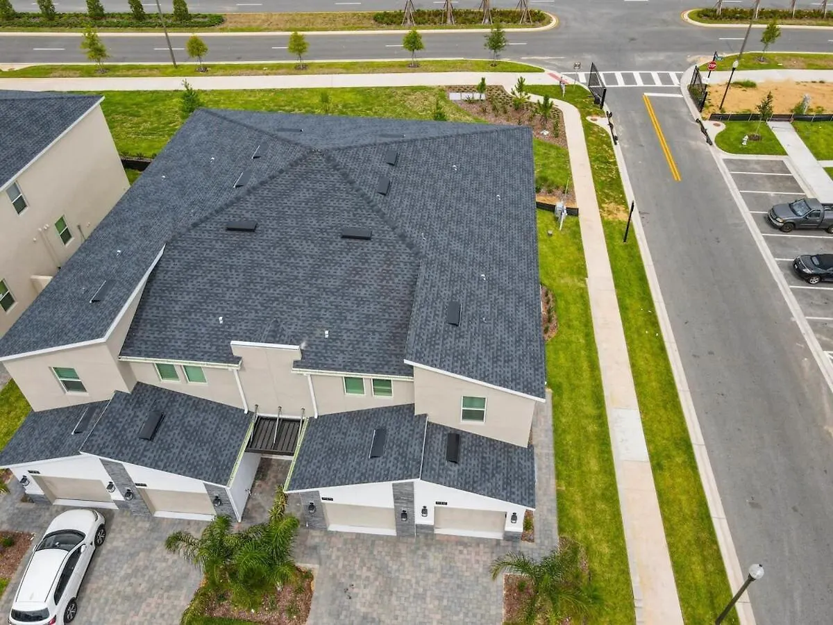 Beautiful 2br With Waterpark & Private Game Holiday home *