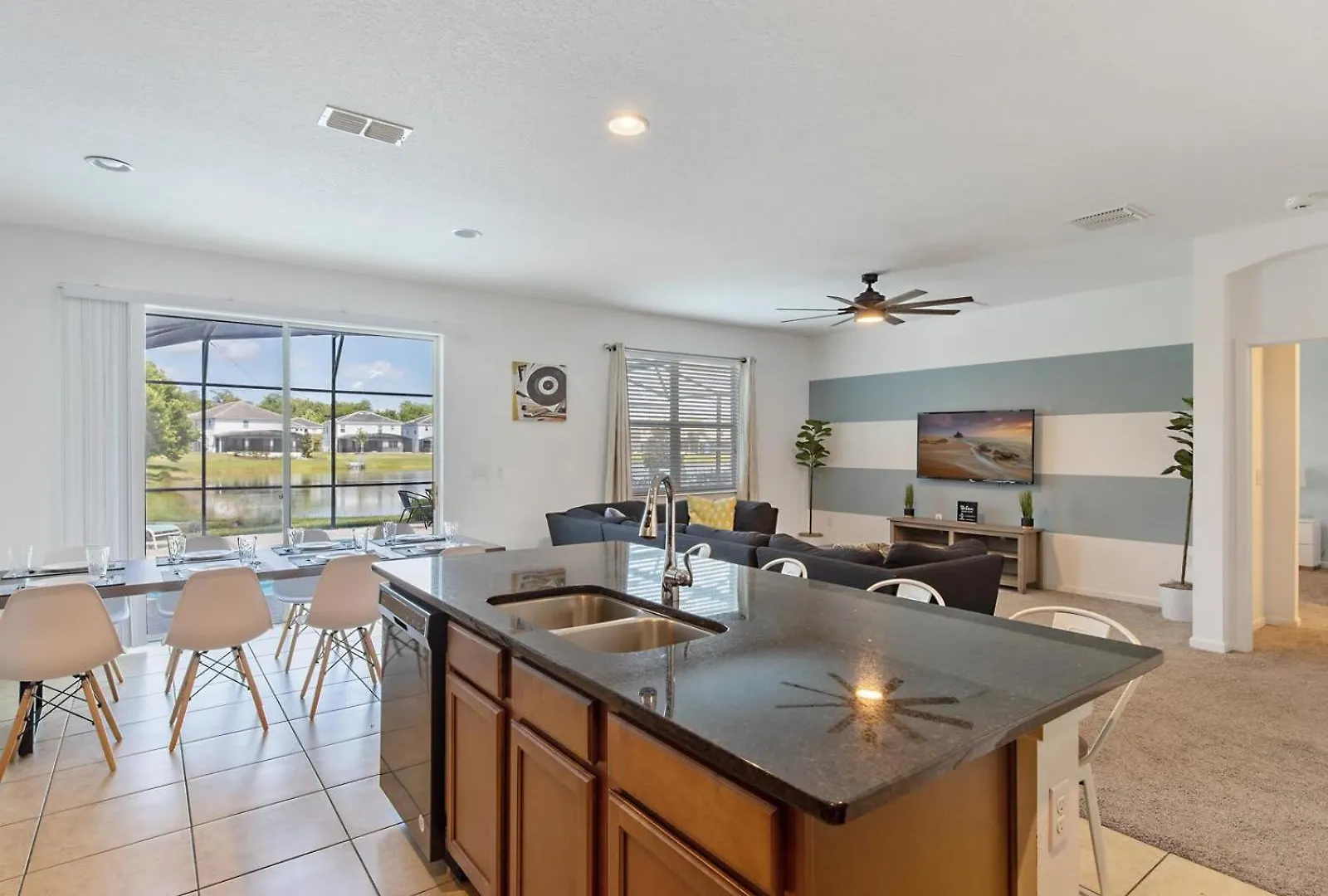 度假居 6br W Heated Pool + 9mi To + Sleeps 14