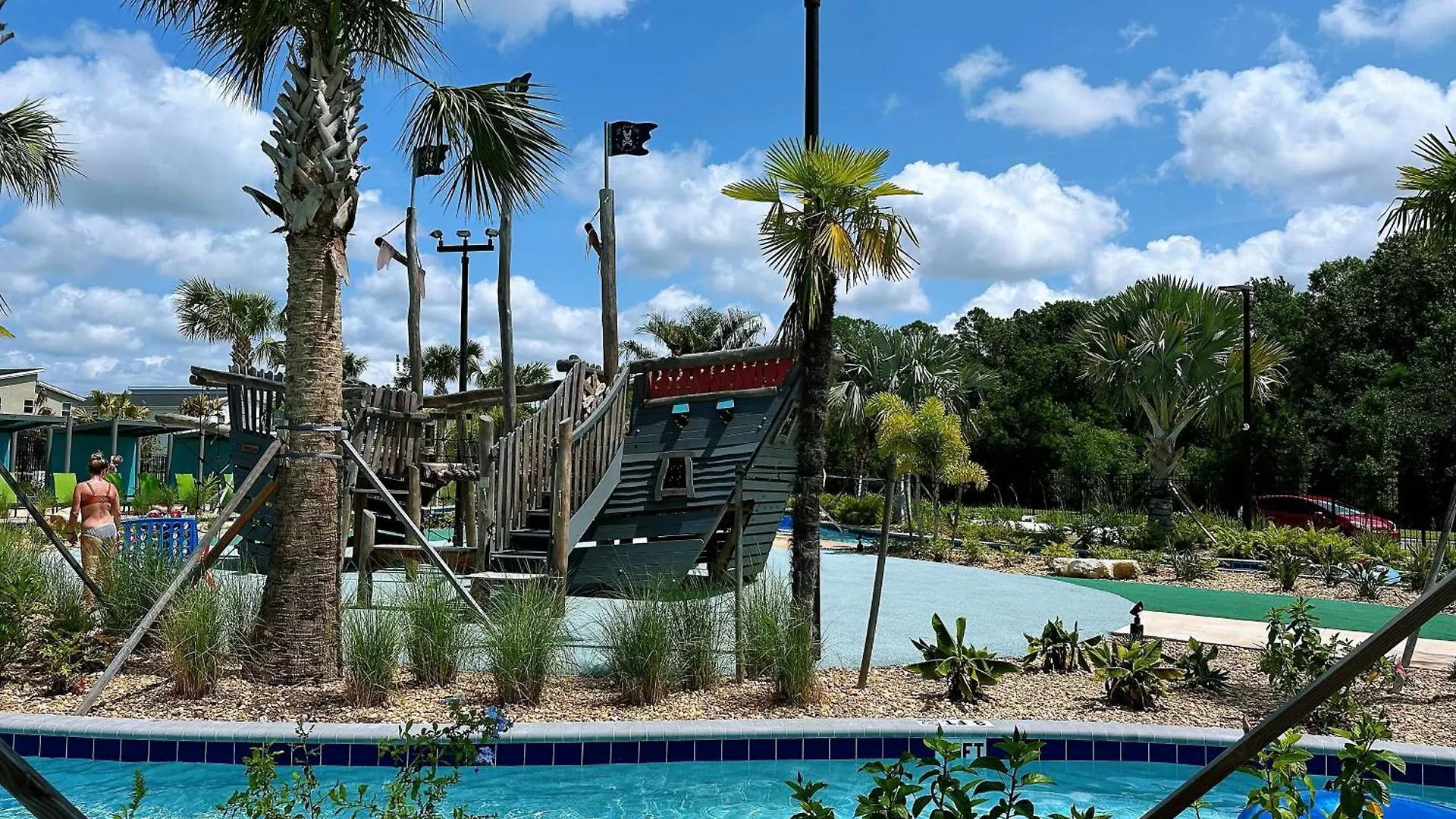 Storey Cozy Pool Theme