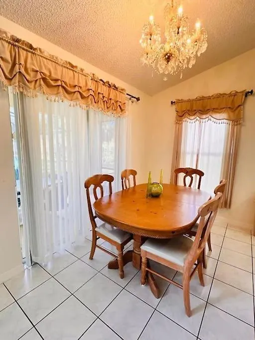 Holiday home Harmony Retreat Oasis At Ellis Exclusive *