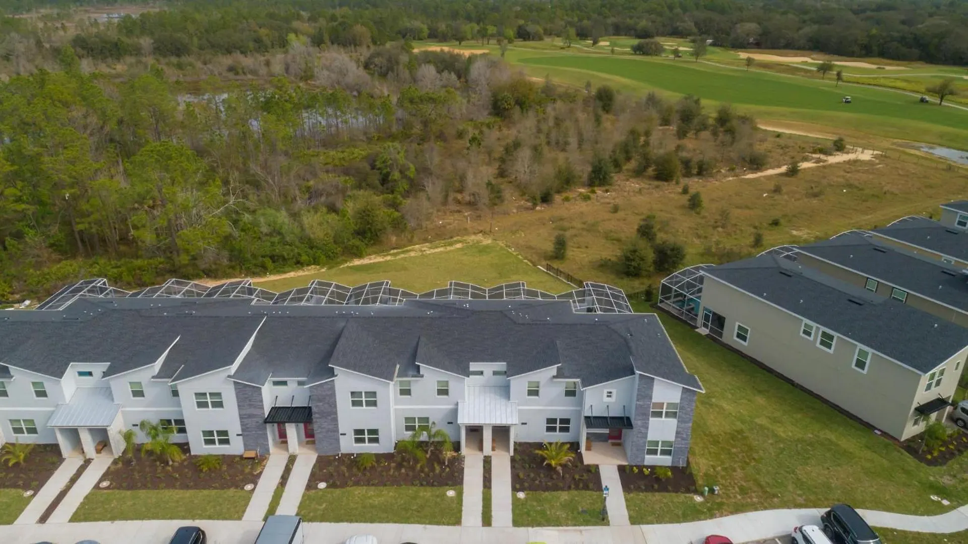 8947ar Townhouse 4 Bedrooms & 3 Bathrooms + Pool * 키시미