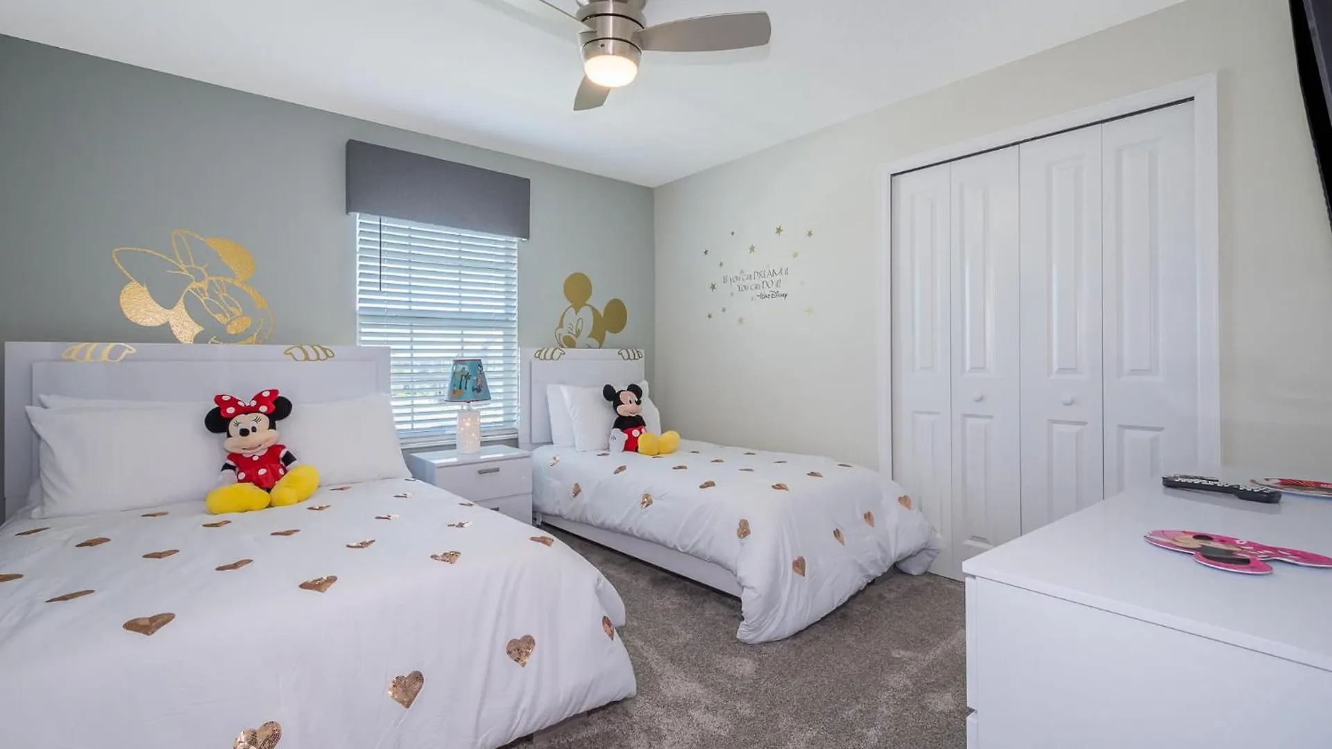 4975an Townhouse 5 Bedrooms & 4 Bathrooms + Pool Hébergement de vacances Kissimmee