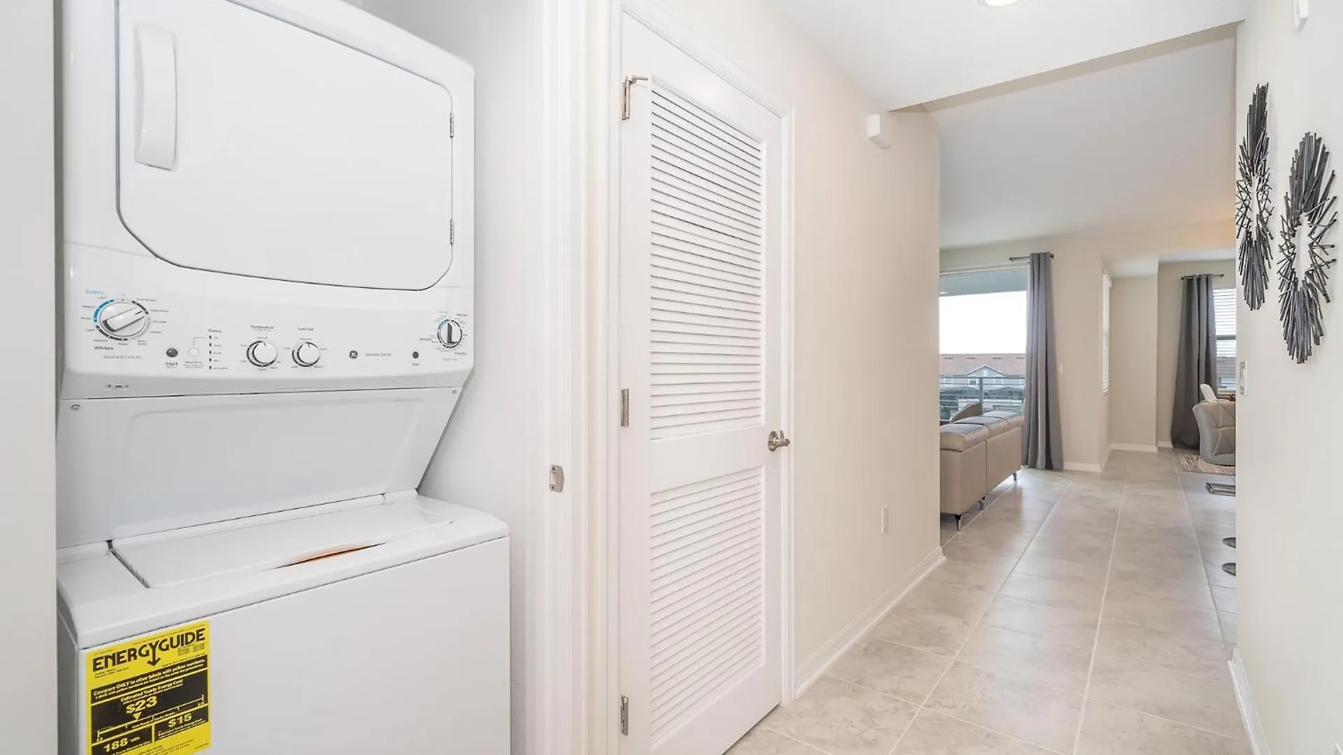 3111-302hm Storey Lake, 2/2 View Daire