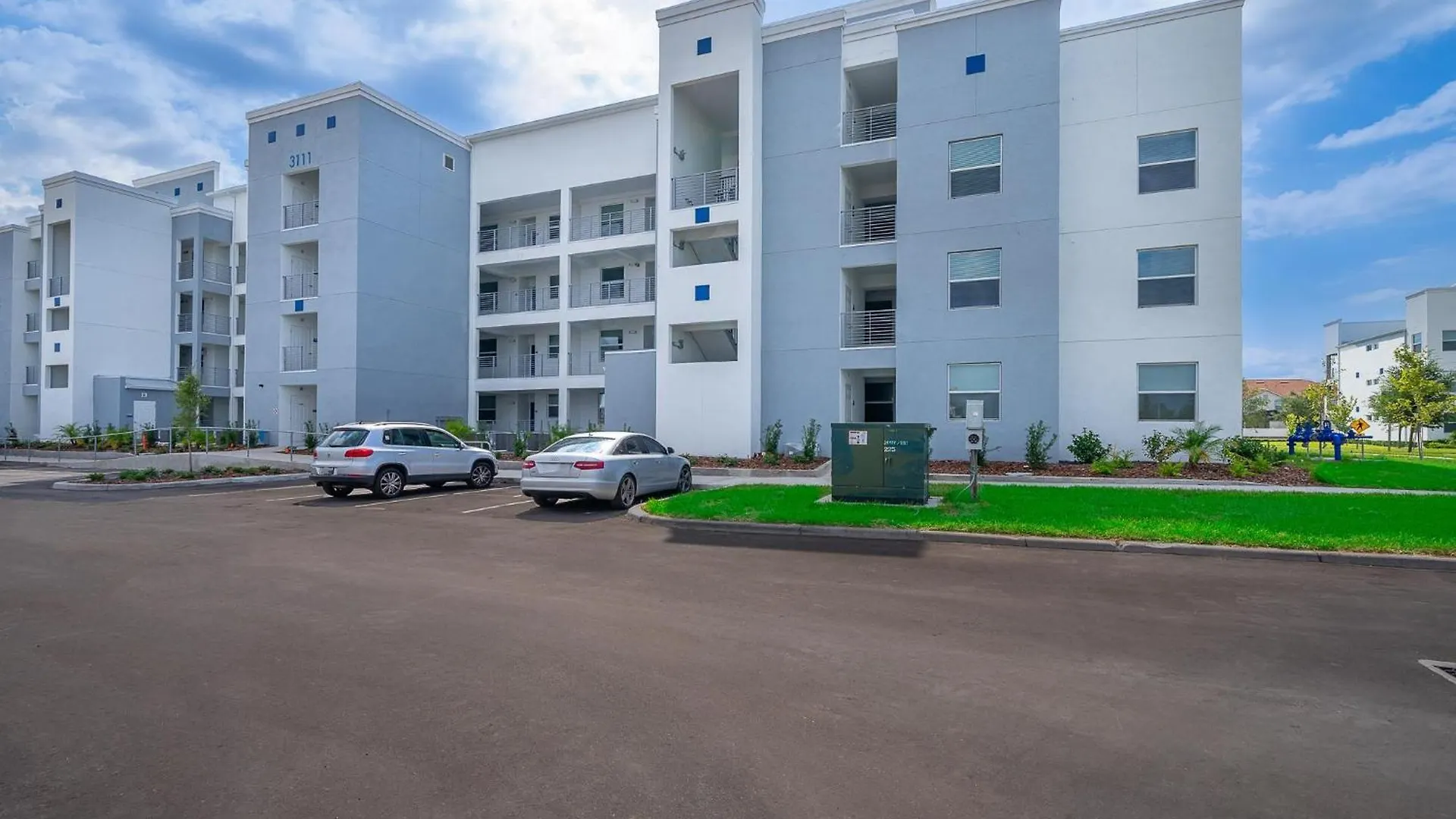 3111-302hm Storey Lake, 2/2 View * Kissimmee