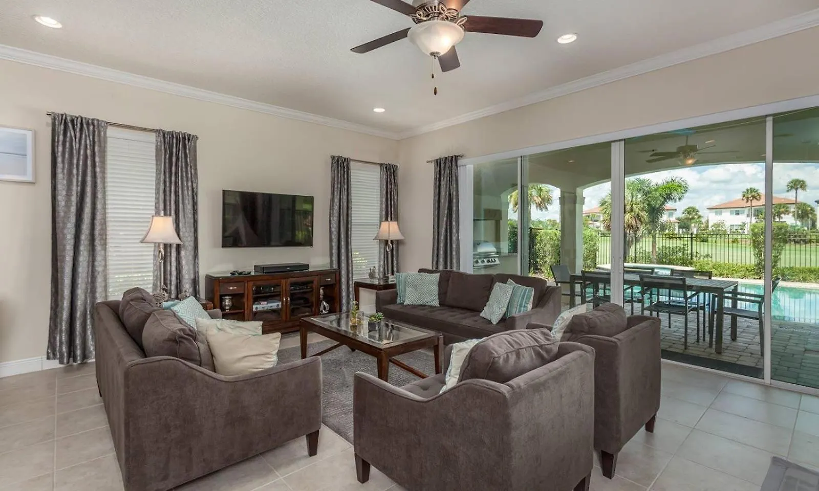 Bright 5 Bdrm With Game Theater At Reunion * Kissimmee