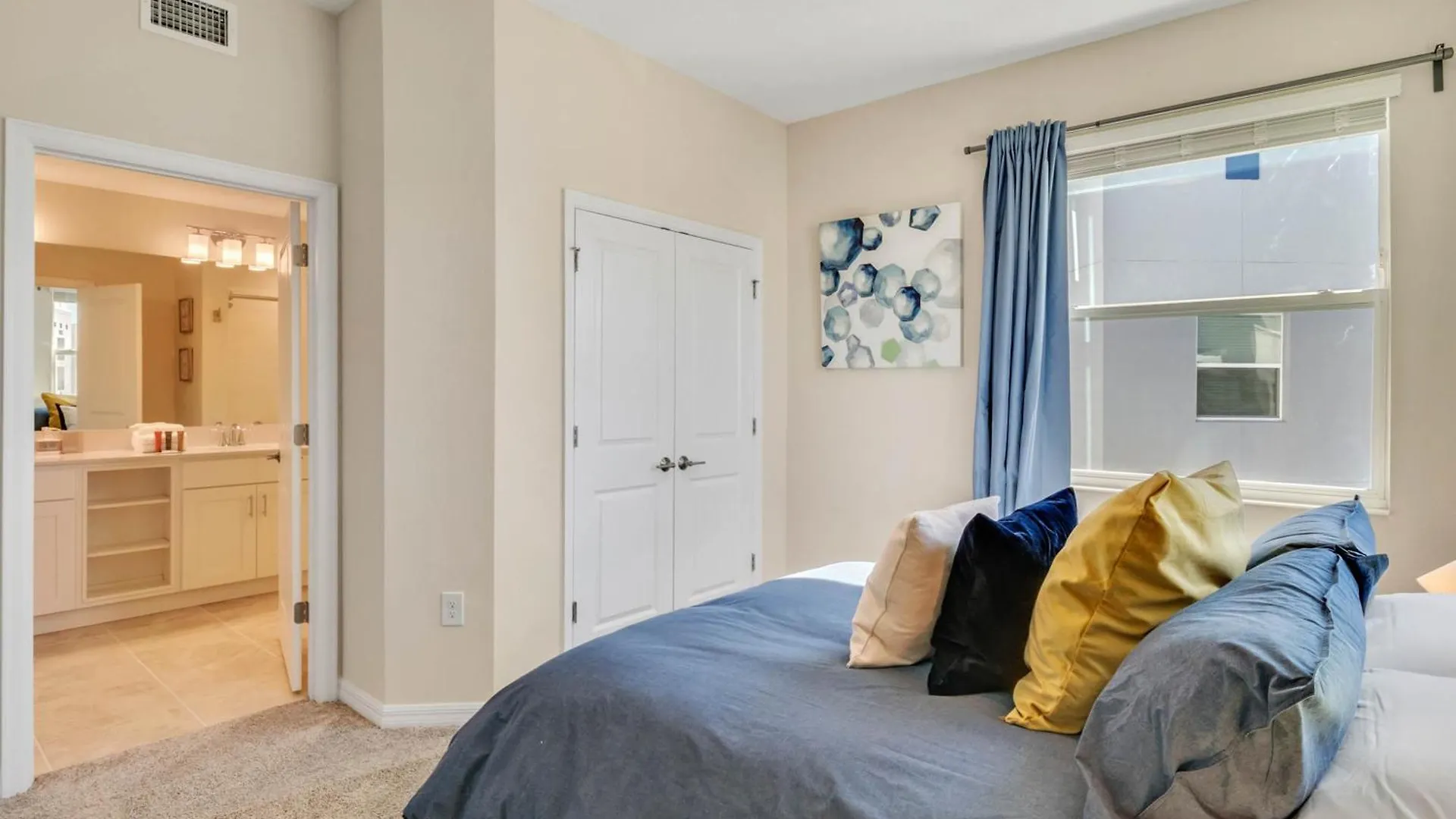 아파트 3 Bedroom- 2 Bathroom Storey 3171-308 Pc *