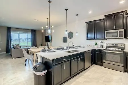 Splendid Thematic 3br With Garage & Waterpark Holiday home