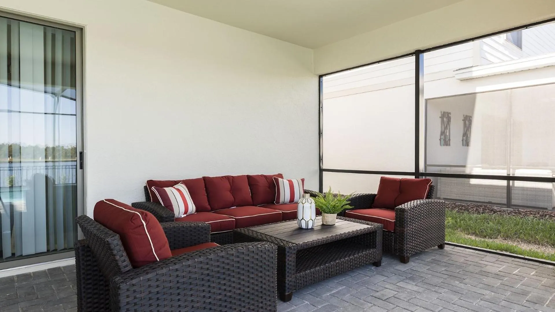 Friendly Luxury Near