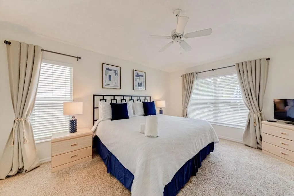 Holiday home 5 Bedroom With Private Pool, Close To Kissimmee