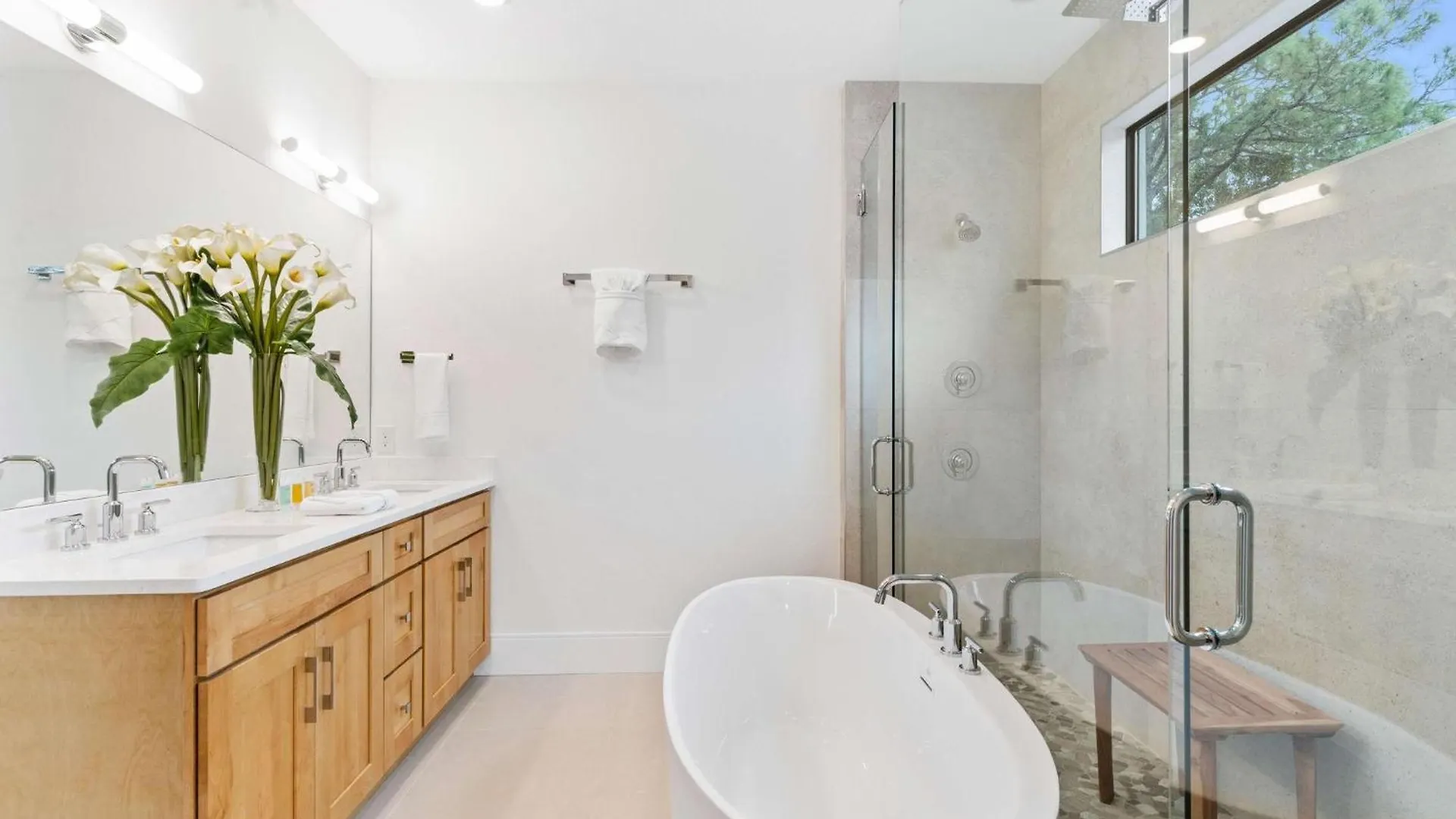 W461j - Serenity Sanctuary With Stylish Design At Reunion 別荘