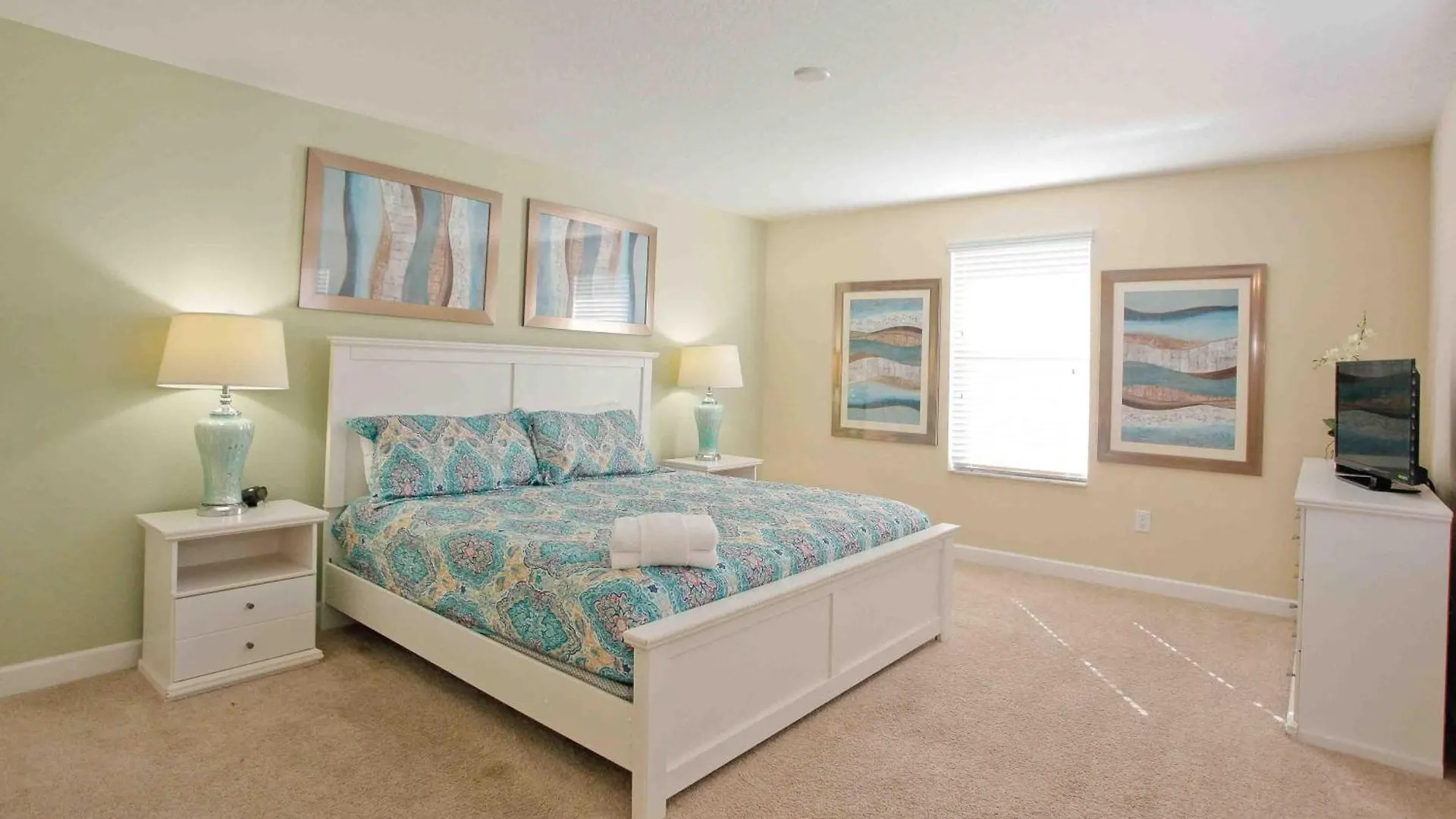 5 Bedroom Paradise Palms Holiday home