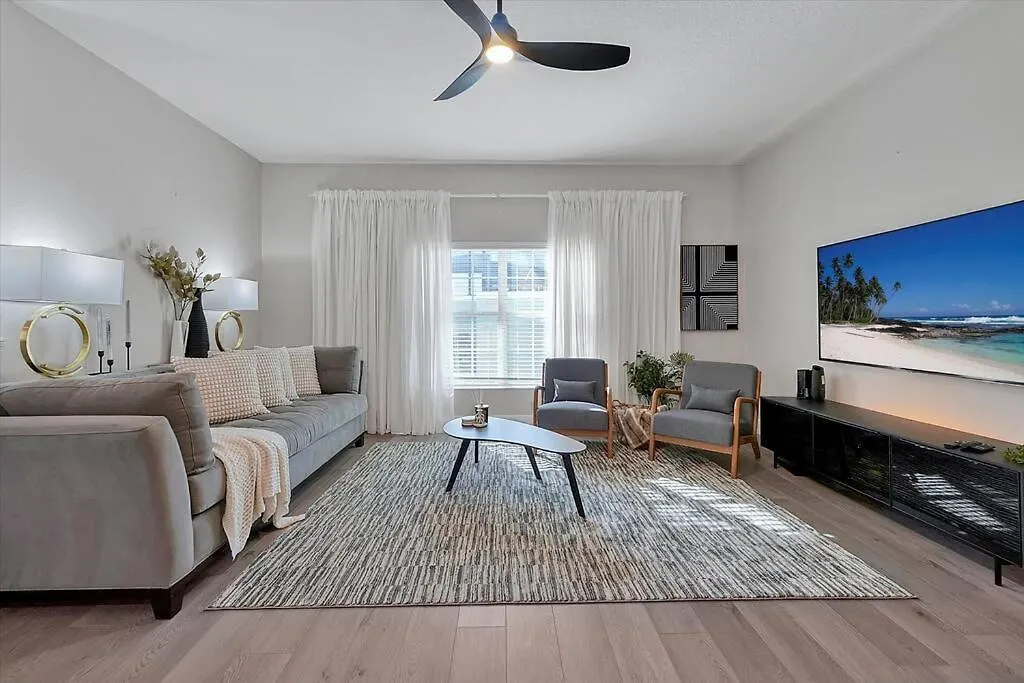 Nyaraló Just Renovated, Private Heated Pool, Access Kissimmee