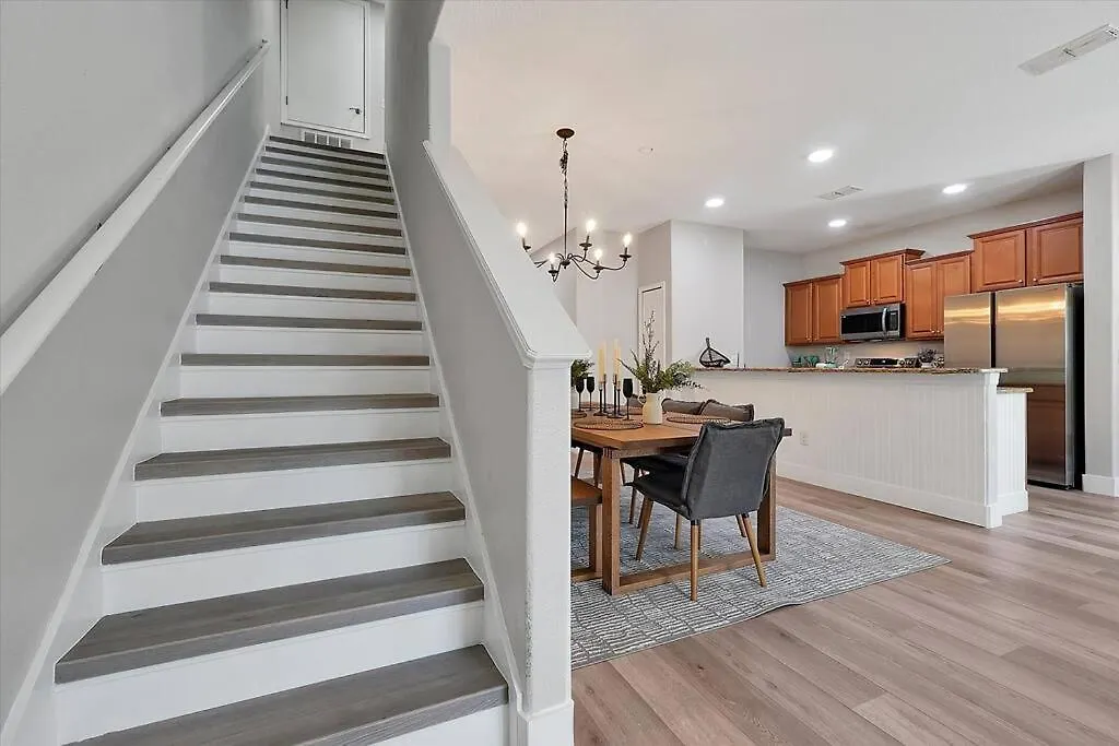 Nyaraló Just Renovated, Private Heated Pool, Access Kissimmee