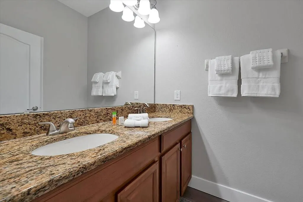 Just Renovated, Private Heated Pool, Access Nyaraló Kissimmee