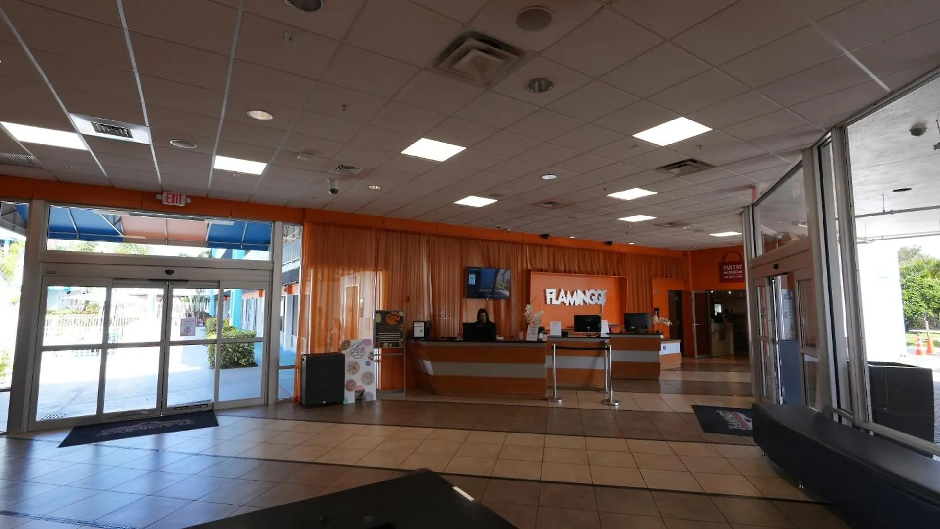 Ramada By Wyndham Flamingo Water Park Hotel 3*
