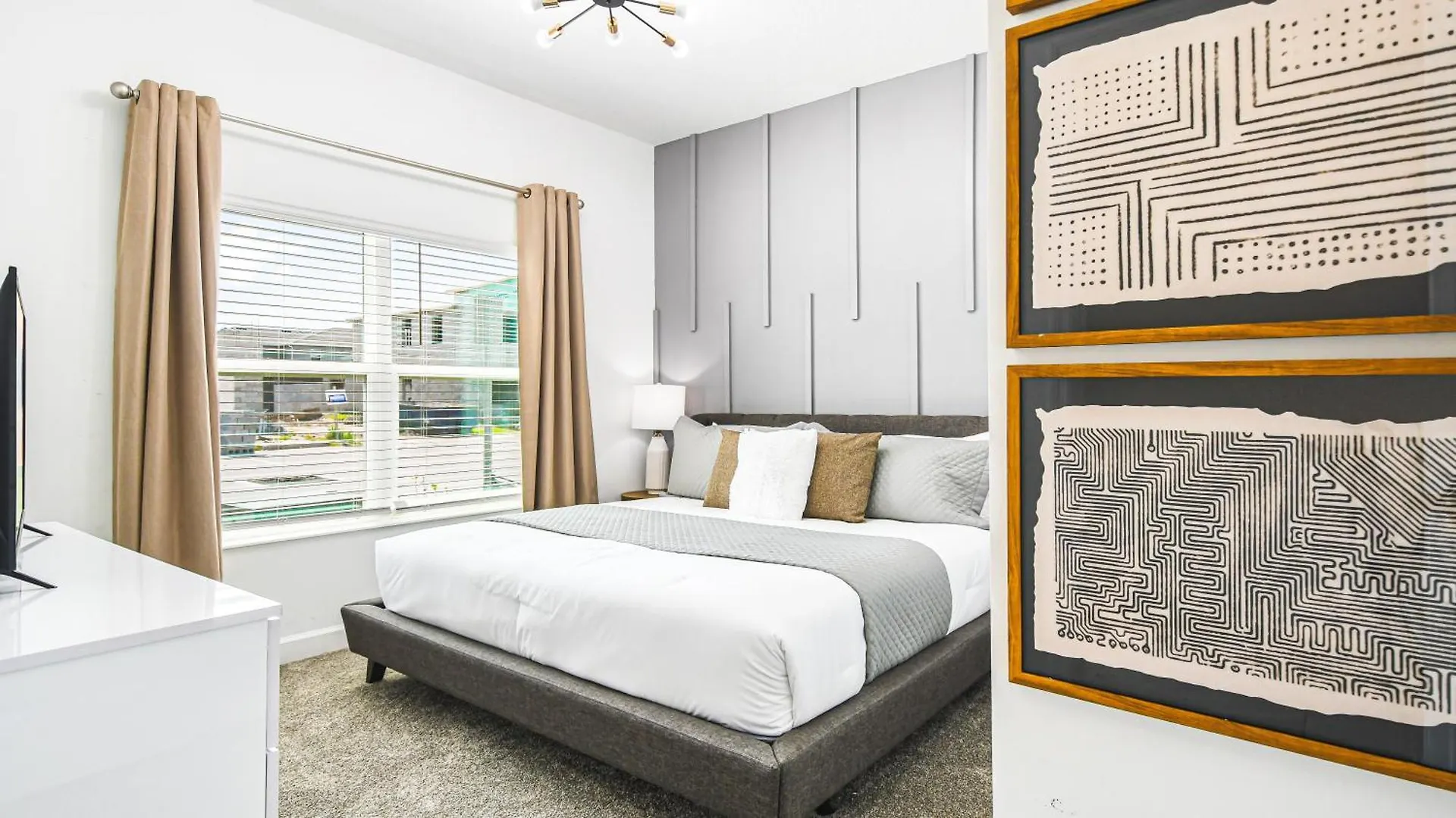 Storey 5br Family Townhome W Pool Near 度假居