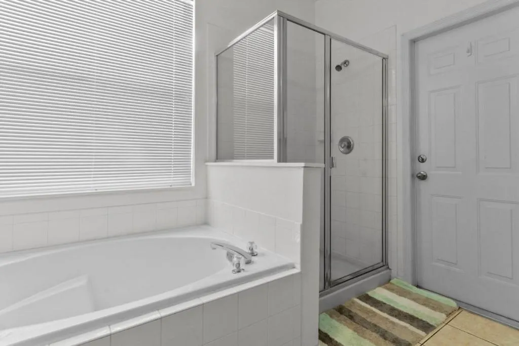 3br 2ba Private Pool Just Steps Away From *