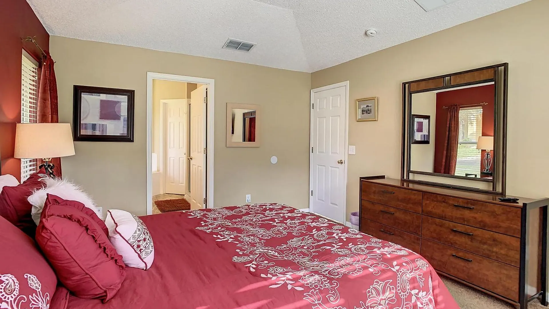 Emerald Island 4 Bed 3 Bath With Pool/spa *
