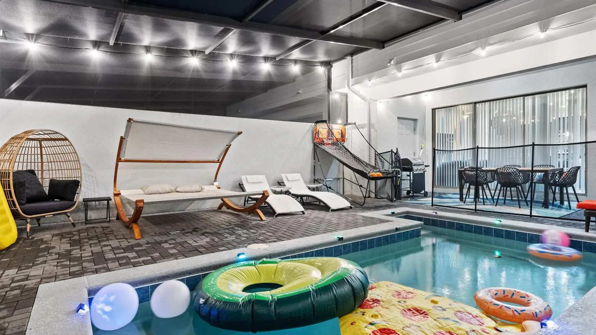 Windsor 5br Private Poolhot Tub & Lakeview