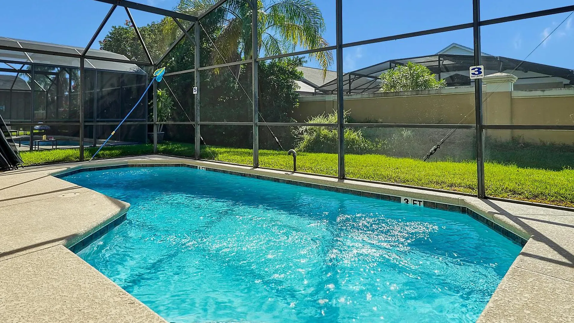 Bikini Bottom - 4 Bed Pool