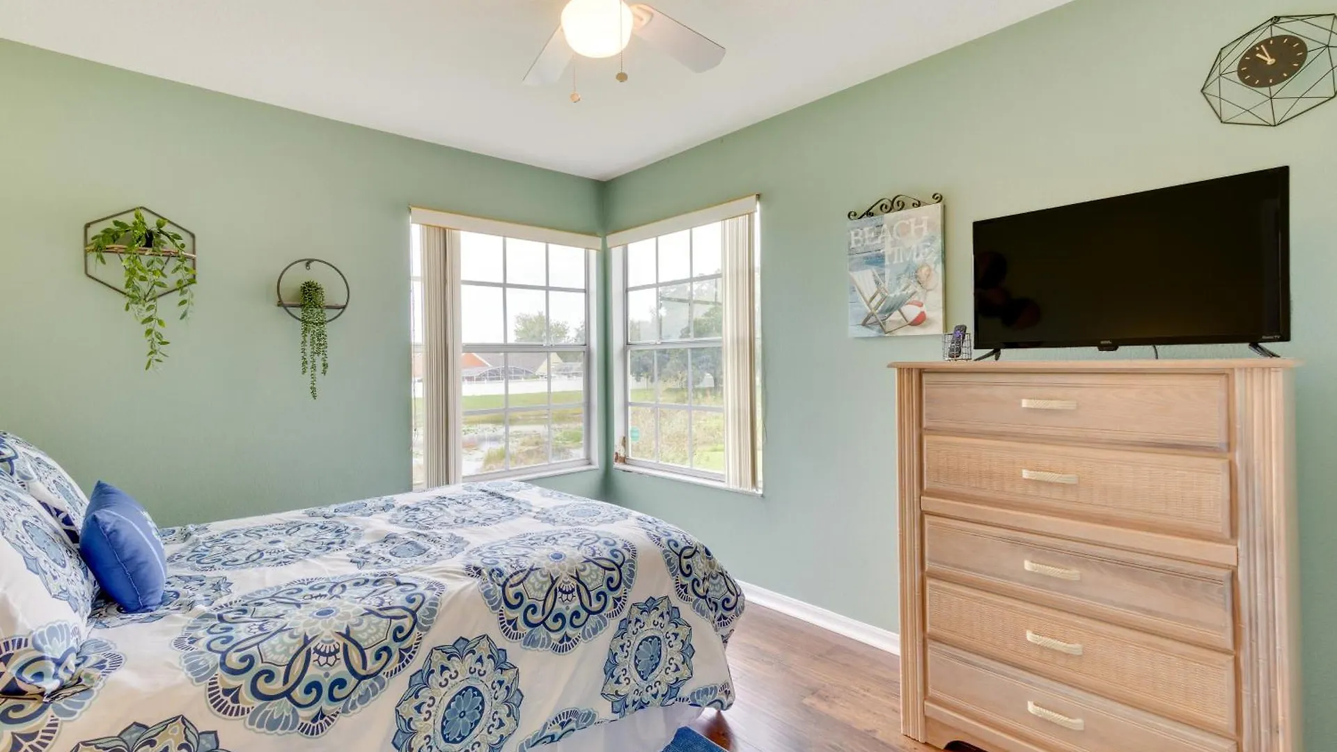 With Private Porch Less Than 7 Mi To Disney! Kissimmee