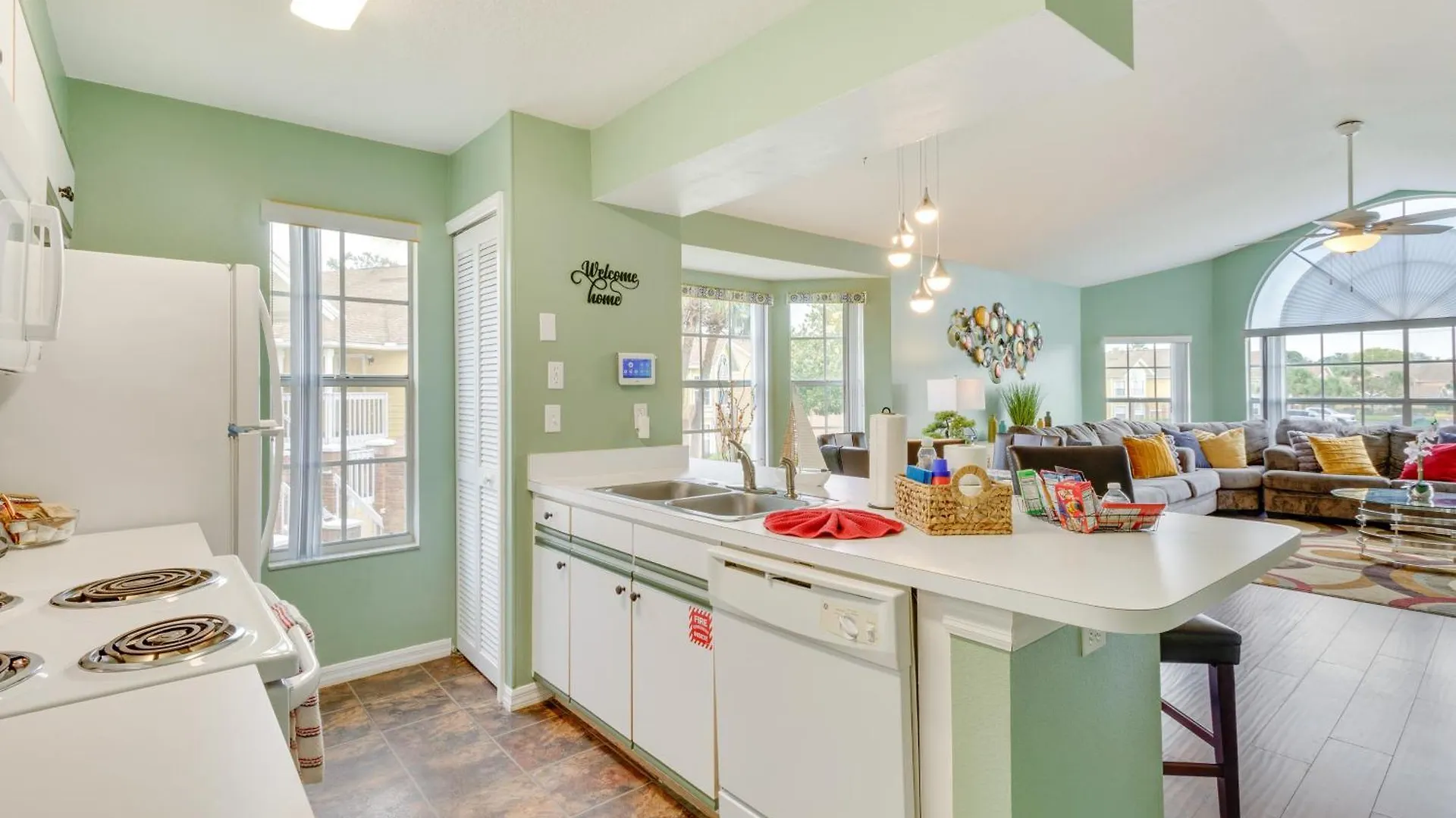 With Private Porch Less Than 7 Mi To Disney! Διαμέρισμα