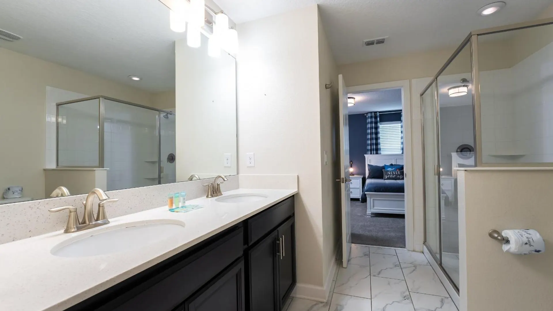 Vila Spacious 8br By World W Private Pool