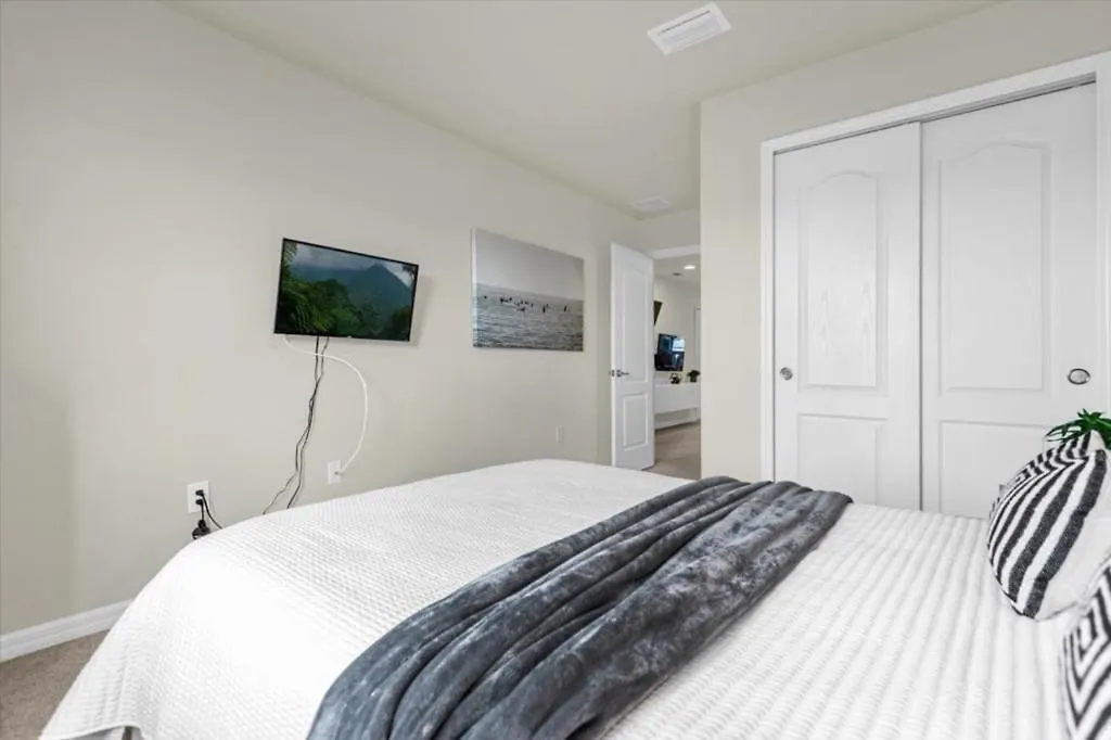 5 Bedrooms- 4,5 Baths- Windsor Westside 8924 Sa Kissimmee