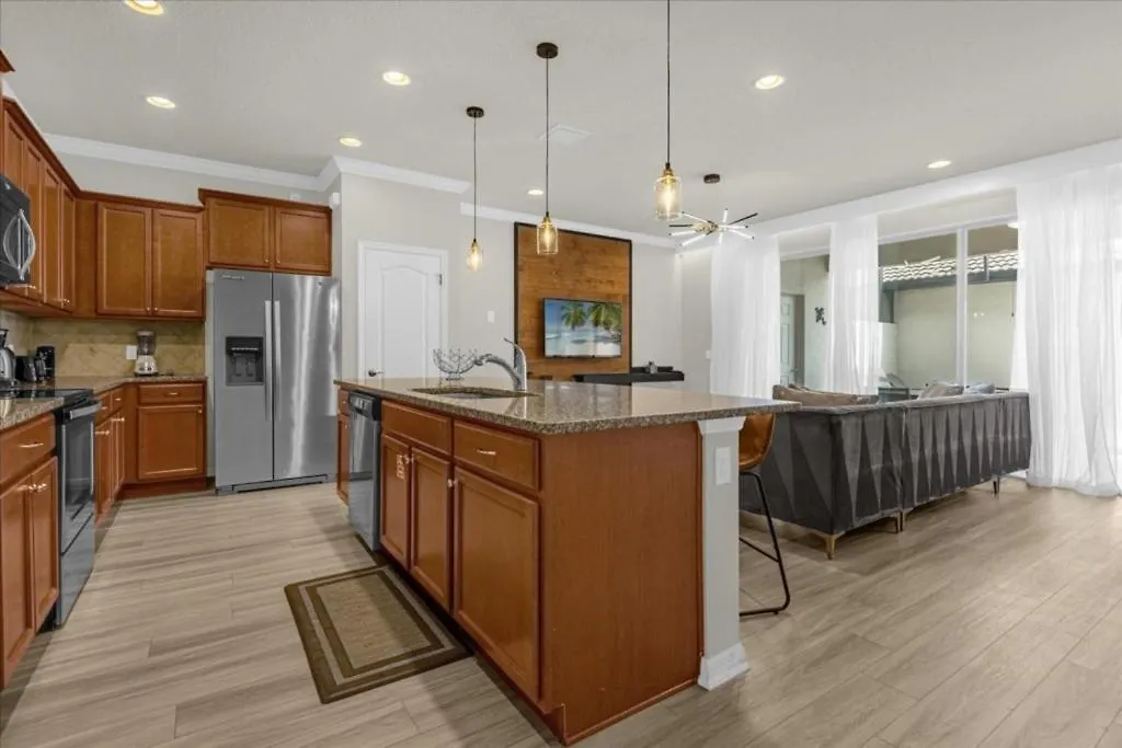 5 Bedroom-4,5 Bathroom Windsor At Ws 1998 Md