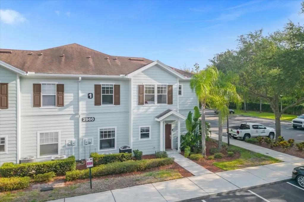 4 Bedrooms - 3 Bathrooms - Lucaya Village 1-105 Kissimmee