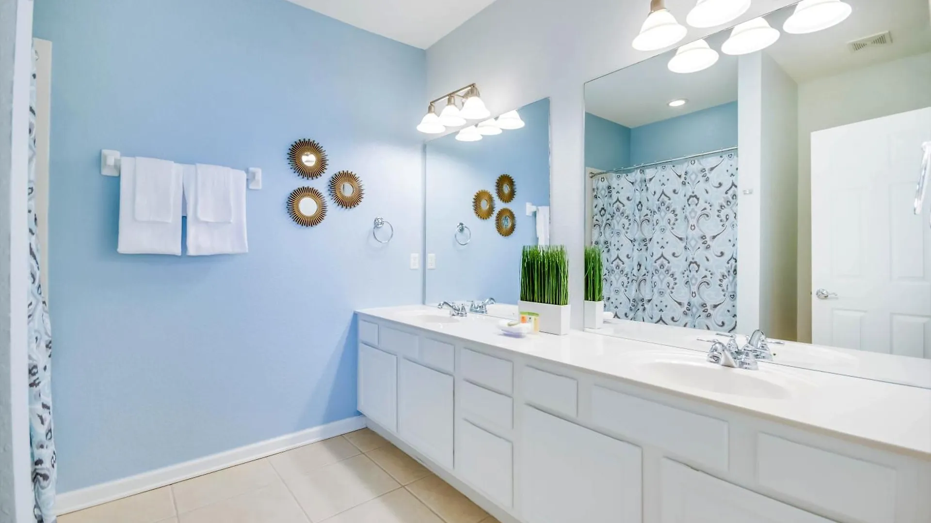 Lovely Townhome At Vista Cay Near Wdw Holiday home *