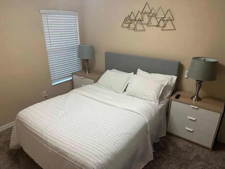 10 Min From 3 Bedrooms بيت للعطل كيسيمي