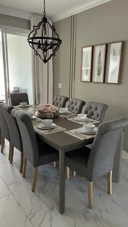 Holiday home Relaxing 4 Bed Town With Splash Pool Townhouse