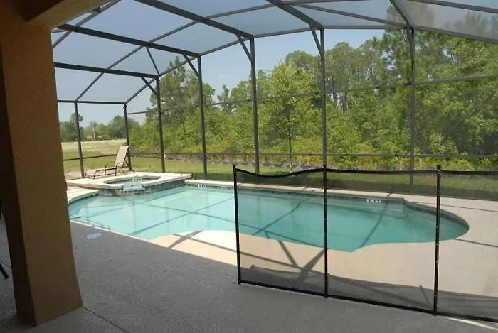 Beautiful Renovated 6 Bed Pool Home Holiday home Kissimmee