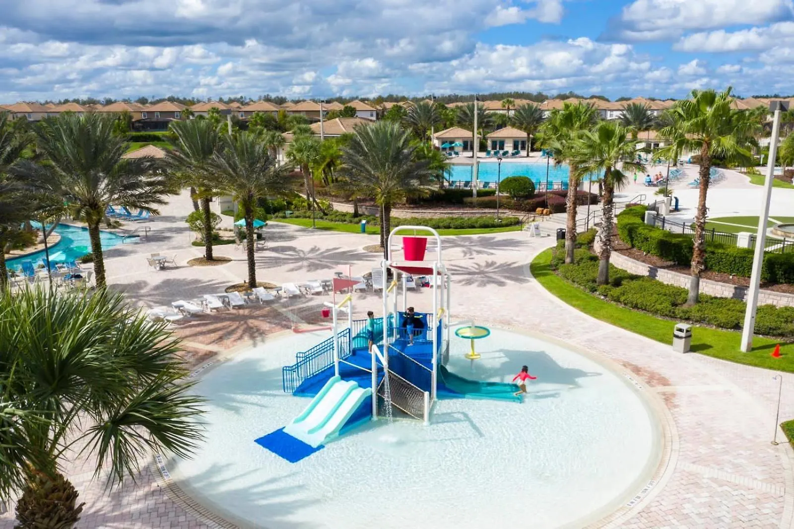 3 Bedroom 2.5 Ba Sleeps 10 Chg104 Villa