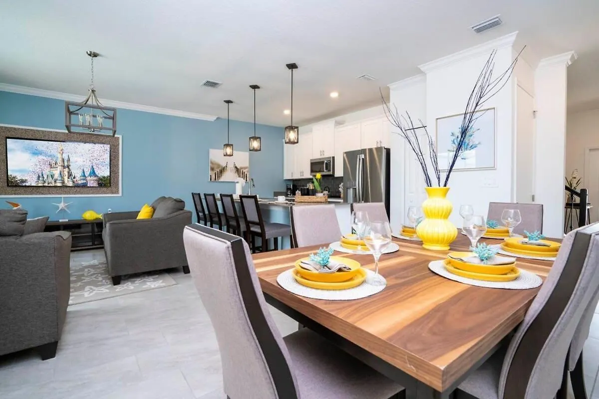 Nyaraló Gorgeous 4bd Close To Disney With Pool At Storey Lake 4403