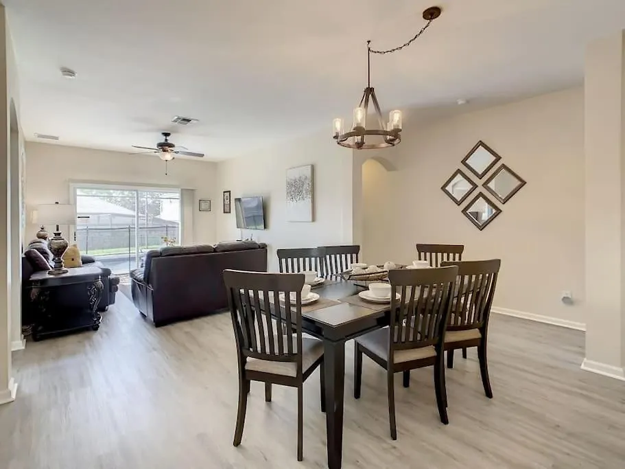 Holiday home Queen Palms At Ellis Exclusive