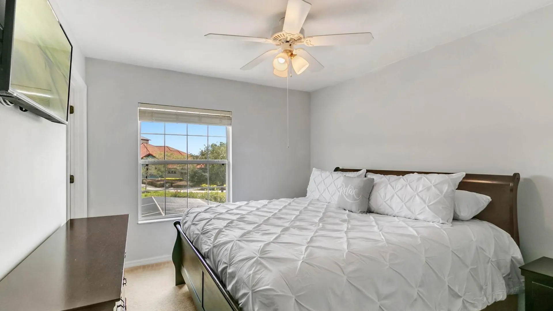 3 Bedroom- 2,5 Bathroom Bella Vida 4552 Al * Kissimmee