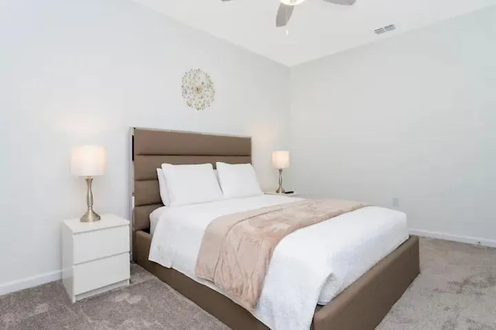 3 Bedroom 2.5 Ba Sleeps 8 Chg105 كيسيمي