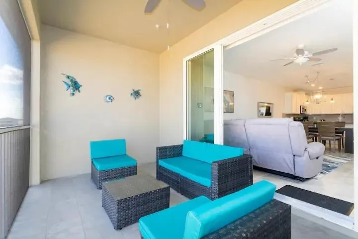 بيت للعطل 3 Bedroom 2.5 Ba Sleeps 8 Chg105 *