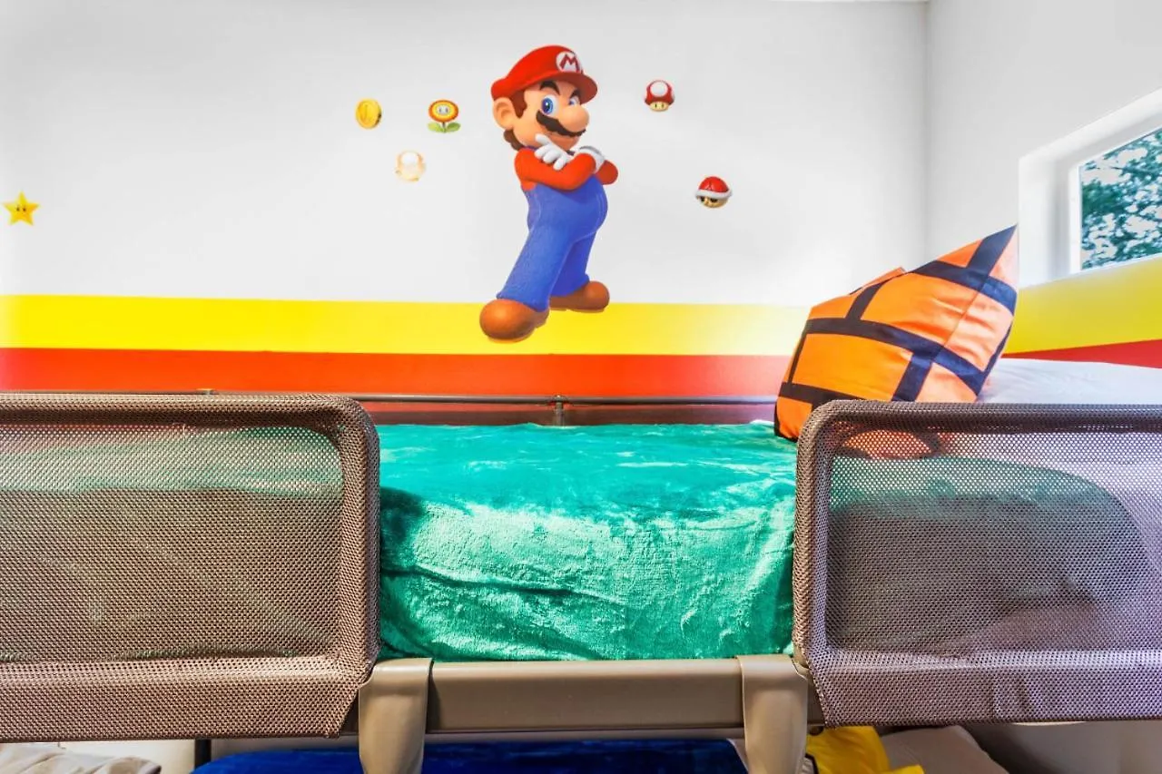 Prázdninový dům Mario Manor Heated Pool King Bed Game Near
