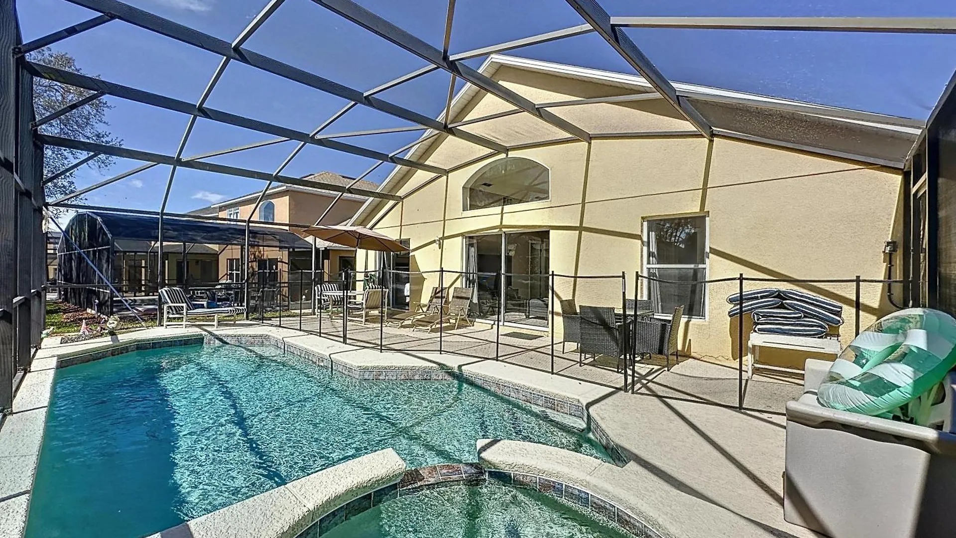 Βίλα Five Star Private Pool & Jaccuzzi*free Wi-fi* *