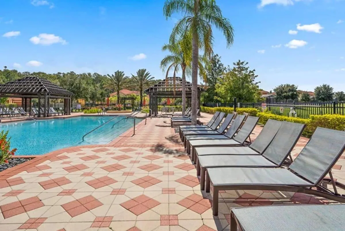 Stunning View, Big Pool Area With Cdc Standards #6bv507 Semesterbostad