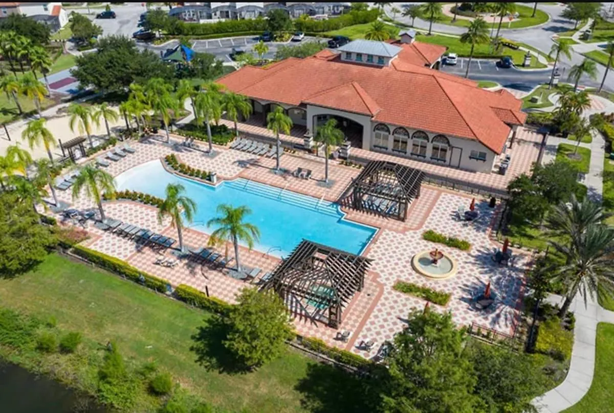 Stunning View, Big Pool Area With Cdc Standards #6bv507 Semesterbostad