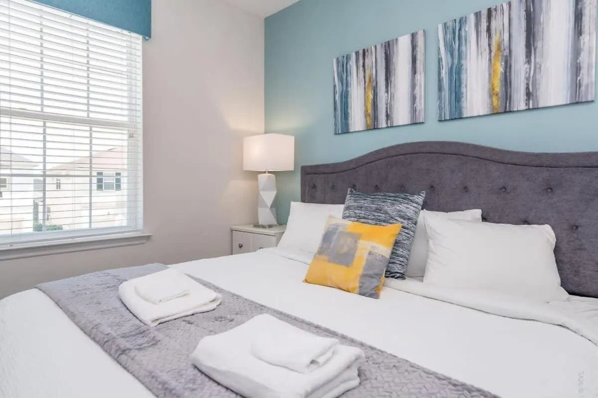 Avenger's, Frozen And Alice In Wonderland Themed Rooms! Private Pool And Modern Decor! 키시미