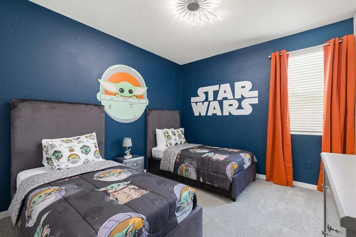 Spacious 9 Bedroom By W Pool Games Free Grill *