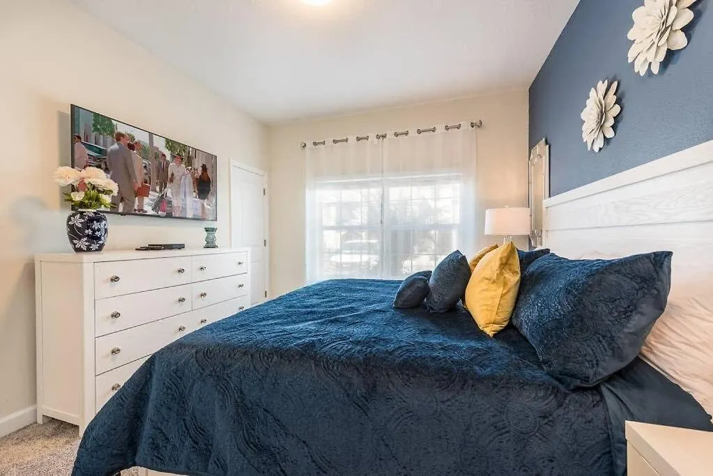Themed 4br Home-mickey & Star Wars Pool Spacious Holiday home