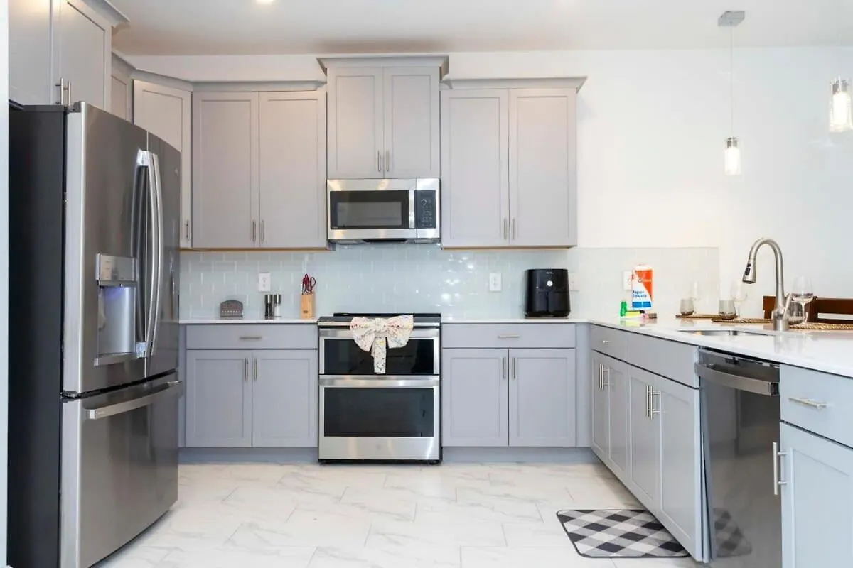 Super And Spacious 9bdr Kissimmee